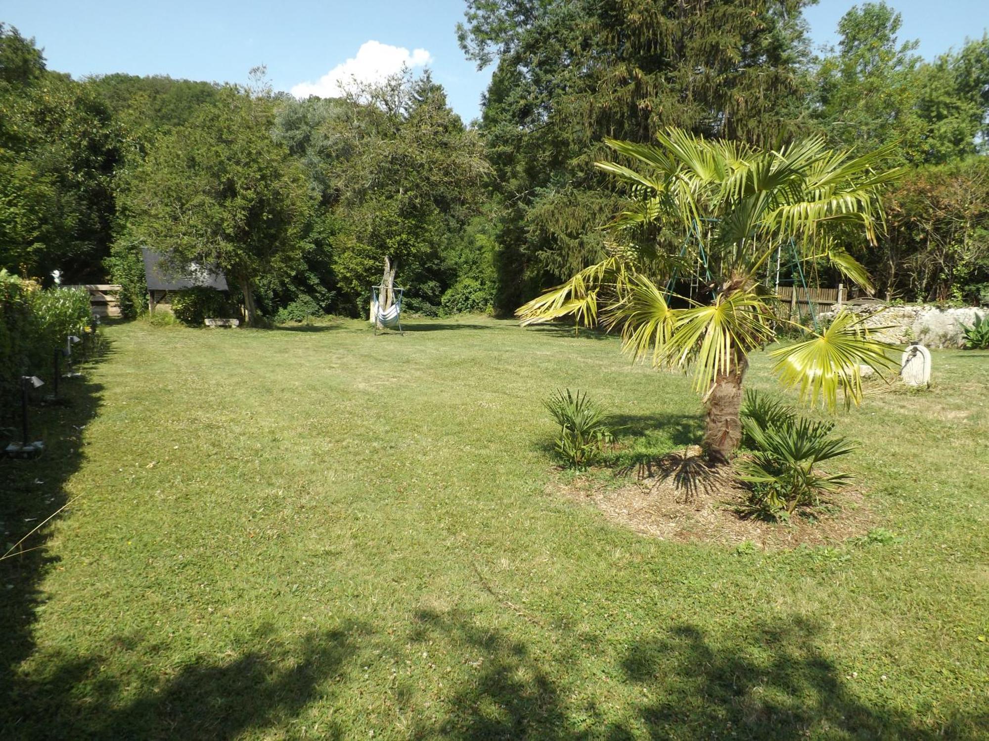 Le Domaine Du Cerf - Gites, Nature Et Spa Saint-Ouen-les-Vignes Exterior photo